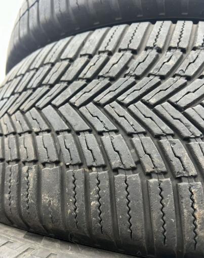 Bridgestone Weather Control A005 225/60 R18