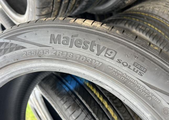Kumho Majesty 9 Solus TA91 255/45 R18