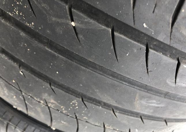 Michelin Pilot Sport 2 265/35 R19