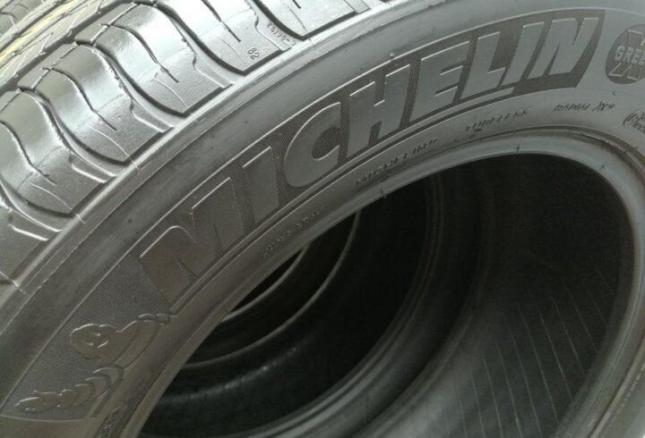 Michelin Latitude Tour HP 265/45 R21