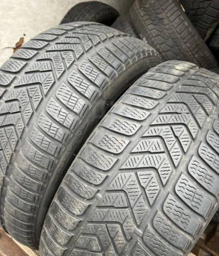 Pirelli Winter Sottozero 3 255/45 R19