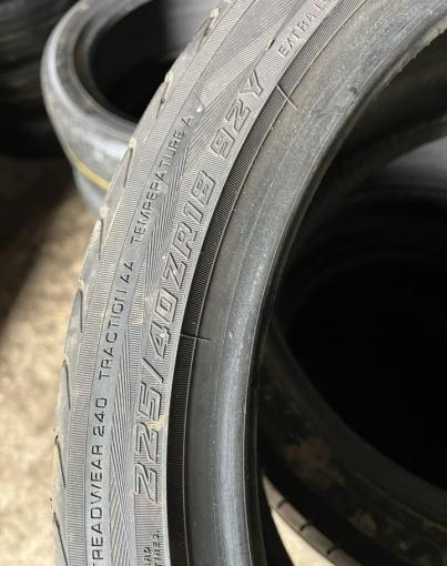 Yokohama Advan Sport V105 225/40 R18