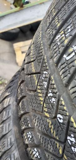 Pirelli Winter Sottozero 3 255/35 R21