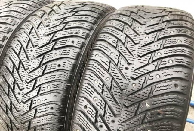 Nokian Tyres Hakkapeliitta 8 235/55 R17