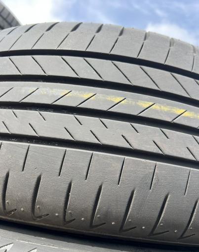 Bridgestone Alenza 001 235/55 R19