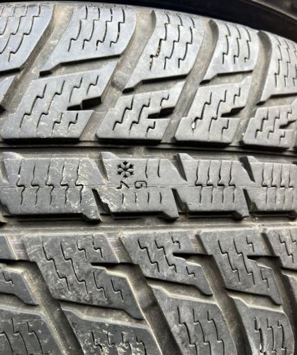 Nokian Tyres WR SUV 3 225/65 R17