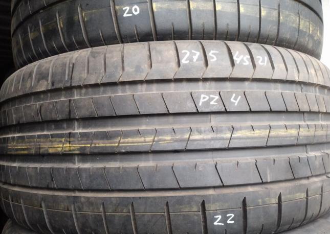Pirelli P Zero PZ4 275/45 R21