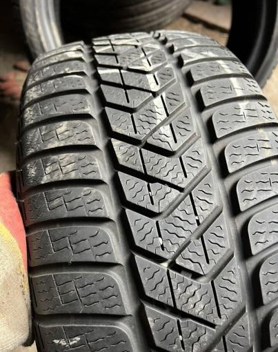 Pirelli Winter Sottozero 3 225/40 R18