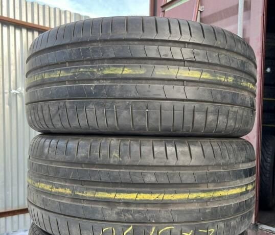 Pirelli P Zero PZ4 315/35 R21