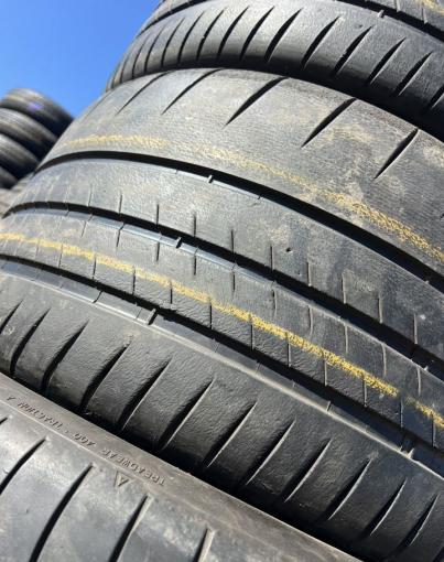 Michelin Pilot Sport Cup 2 245/35 R20 и 305/30 R20