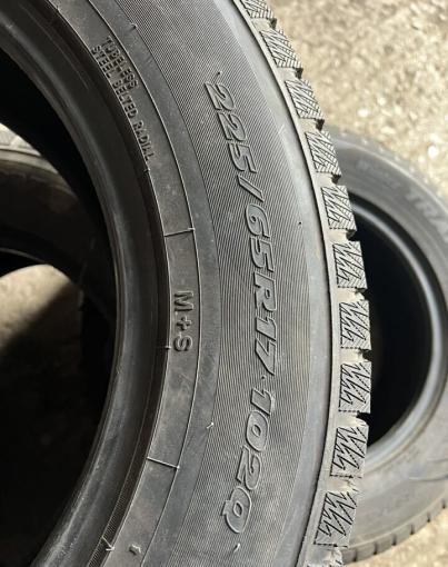 Toyo Winter Tranpath MK4a 225/65 R17