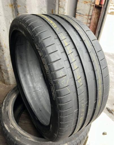 Michelin Pilot Super Sport 265/35 R19