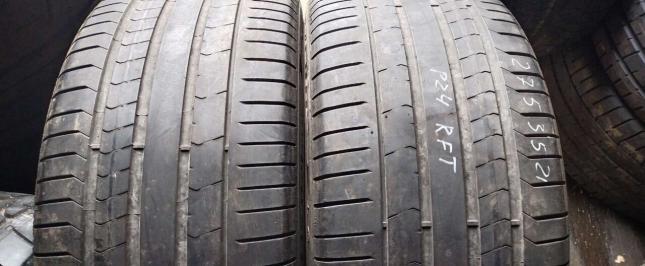 Pirelli P Zero PZ4 275/35 R21