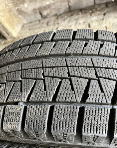 Bridgestone Blizzak Revo GZ 235/50 R18