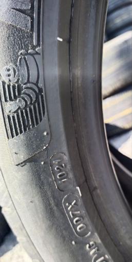 Michelin Pilot Sport 4 SUV 235/45 R21