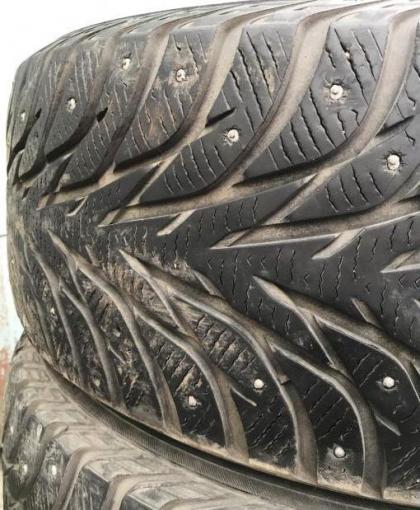 Yokohama Ice Guard IG35 215/55 R17 H