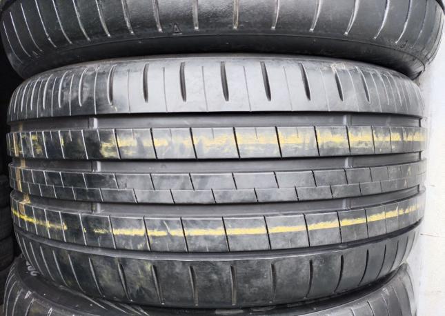 Dunlop SP Sport Maxx 060+ 245/45 R20 и 275/40 R20