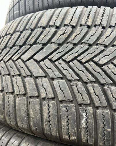 Bridgestone Weather Control A005 225/60 R18