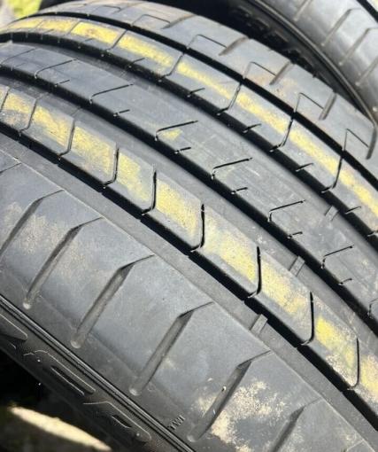 Pirelli P Zero PZ4 235/35 R20