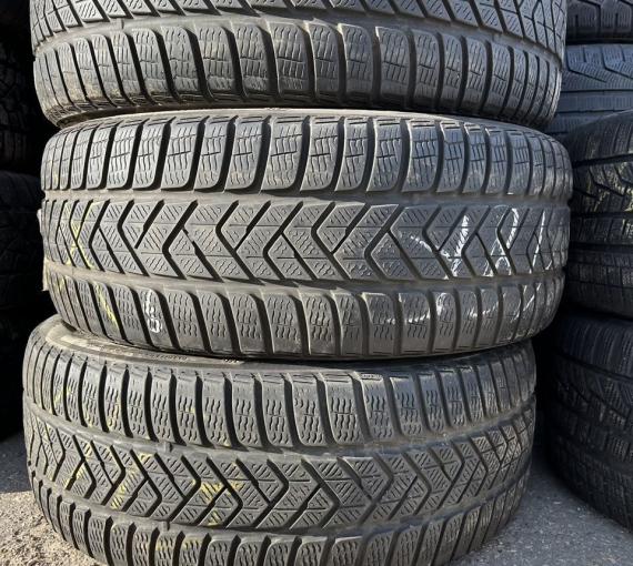 Pirelli Winter Sottozero 3 255/45 R19