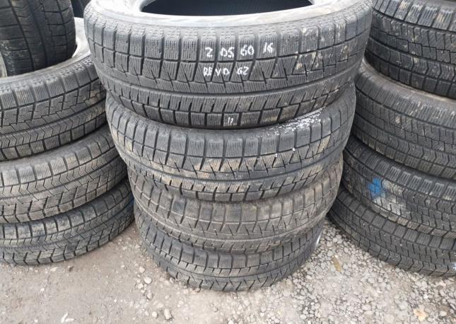 Bridgestone Blizzak Revo GZ 205/60 R16 92Q