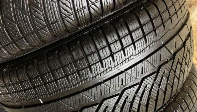Michelin Pilot Alpin 4 235/55 R17