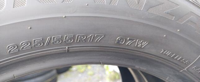 Bridgestone Turanza T001 225/55 R17 W