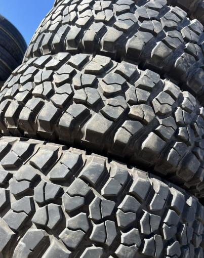 Bfgoodrich Mud-Terrain T/A KM2 255/75 R17