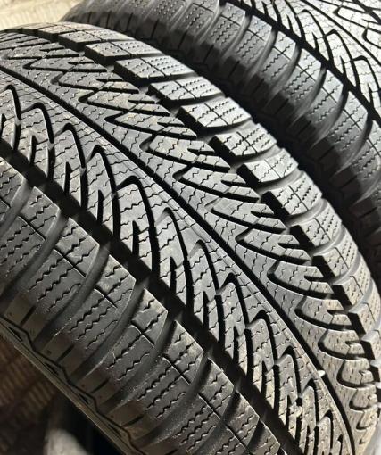 Goodyear UltraGrip 8 Performance 225/45 R18