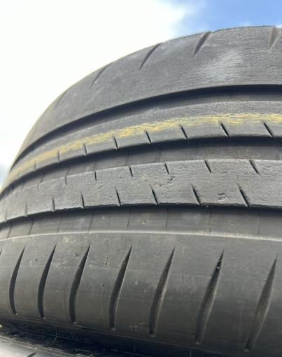 Michelin Pilot Sport Cup 2 245/35 R20 и 305/30 R20