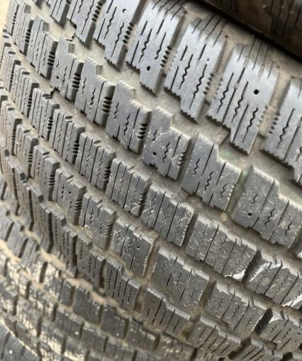 Cooper Weather-Master S/T 2 235/55 R17