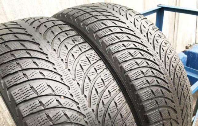 Michelin Latitude Alpin LA2 215/70 R16