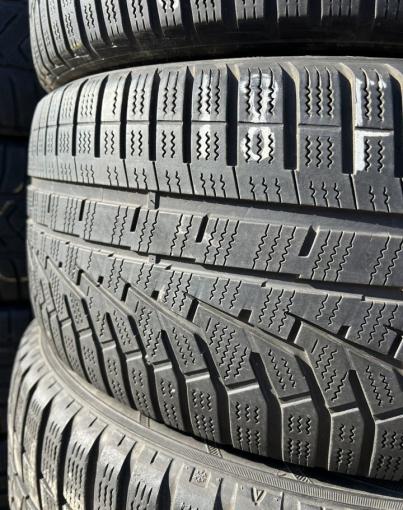 Hankook Winter I&#39;Cept Evo2 W320 235/45 R18