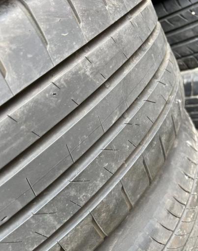 Bridgestone Alenza 001 235/55 R18