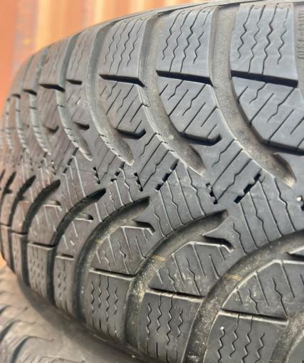 Michelin Alpin 4 185/65 R15