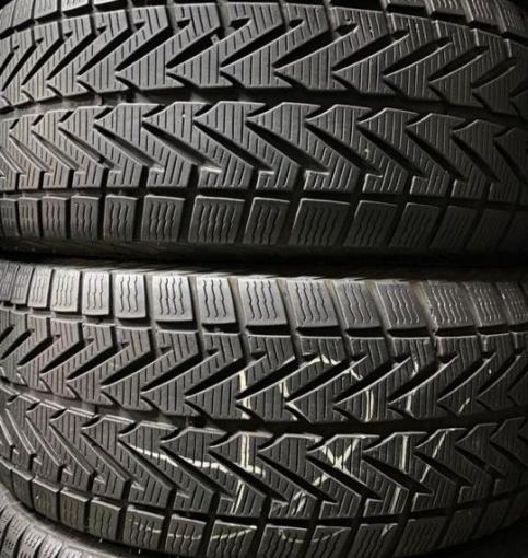 Vredestein Wintrac Xtreme S 235/40 R19