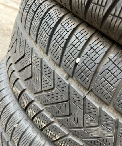 Pirelli Scorpion Winter 265/60 R18