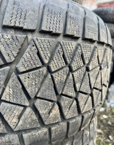 Bridgestone Blizzak DM-V2 285/50 R20