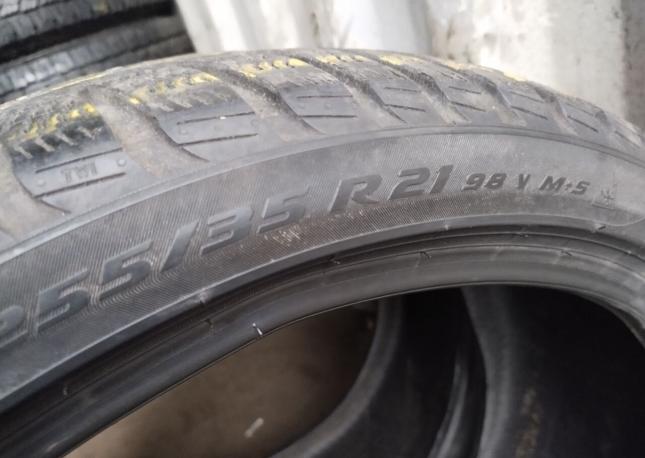 Pirelli Winter Sottozero 3 255/35 R21 98V