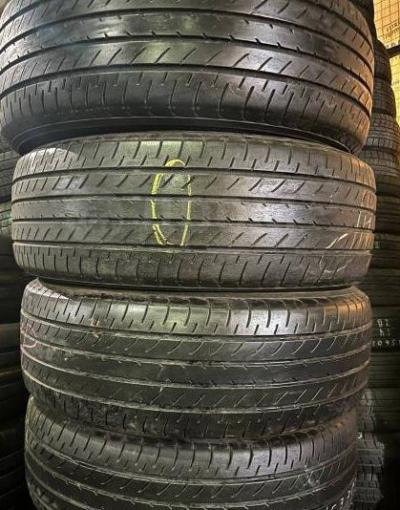 Yokohama BluEarth E51B 225/60 R18