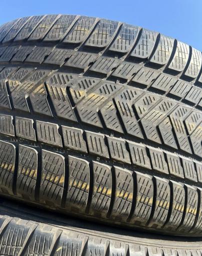 Pirelli Scorpion Winter 325/35 R22