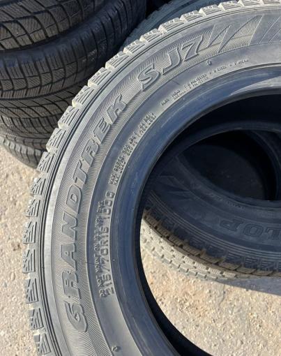 Dunlop Grandtrek SJ7 215/70 R16