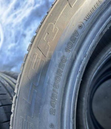 Bridgestone Dueler H/L 400 245/50 R20