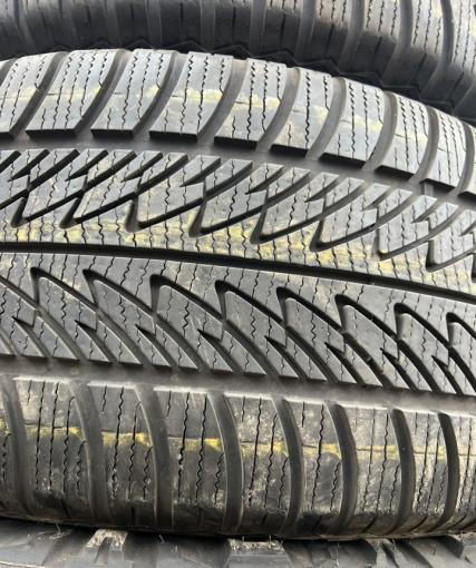 Goodyear UltraGrip 8 Performance 285/45 R20