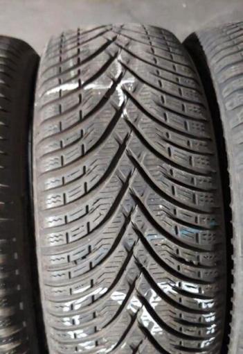 Kleber Krisalp HP3 215/60 R16