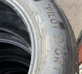 Michelin Pilot Sport 4 275/50 R21