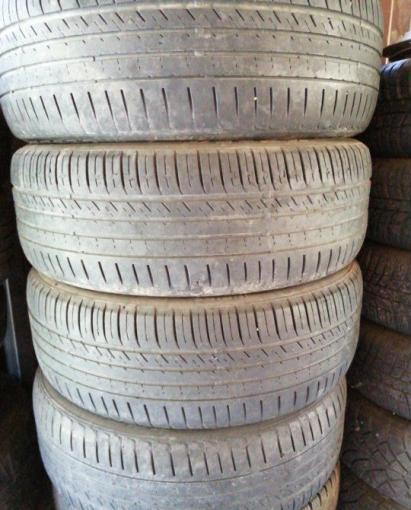Kinforest KF550-UHP 245/40 R20