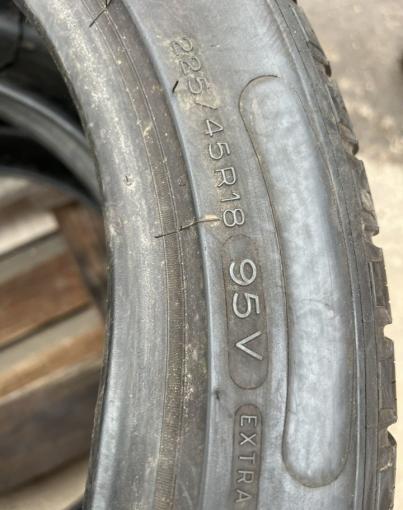 Michelin Pilot Alpin PA3 225/45 R18