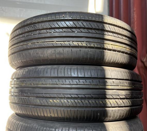 Yokohama Advan dB V552 205/65 R15