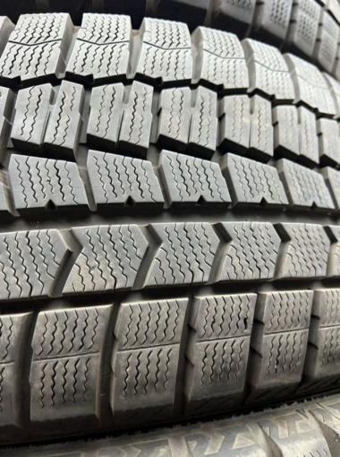 Dunlop Winter Maxx WM02 225/55 R16